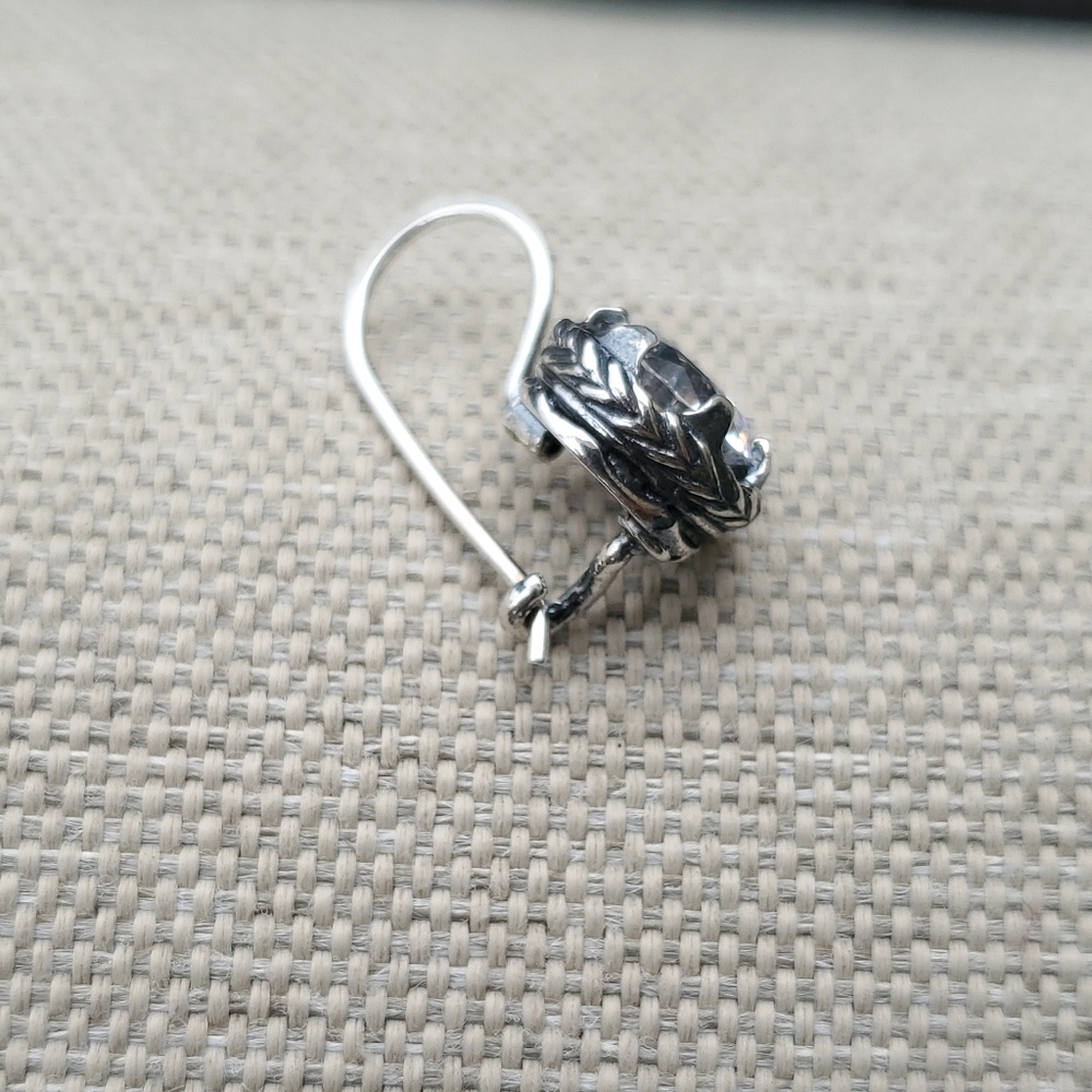 Shablool Single Earring - Picture 3 of 7